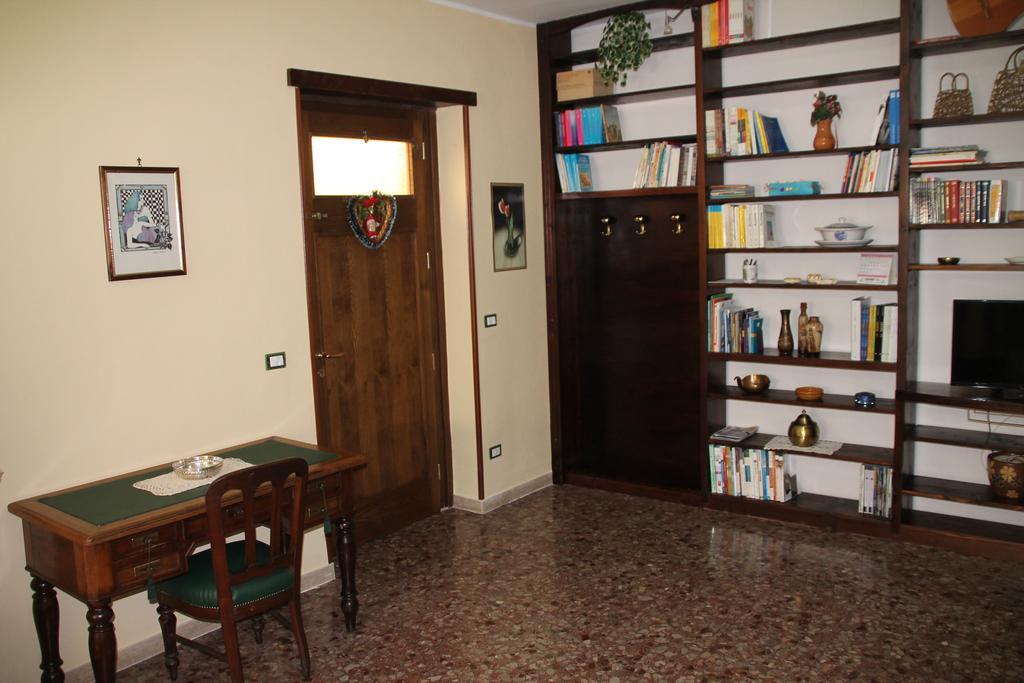 B&B A Casa Di Nonna Fondi Extérieur photo