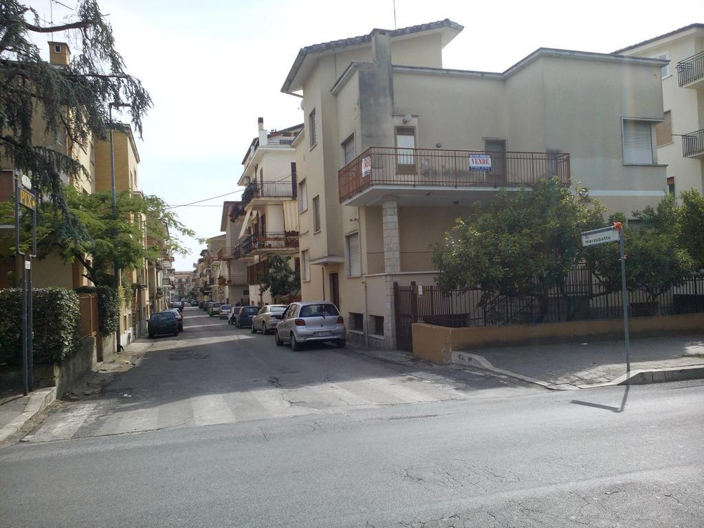 B&B A Casa Di Nonna Fondi Extérieur photo