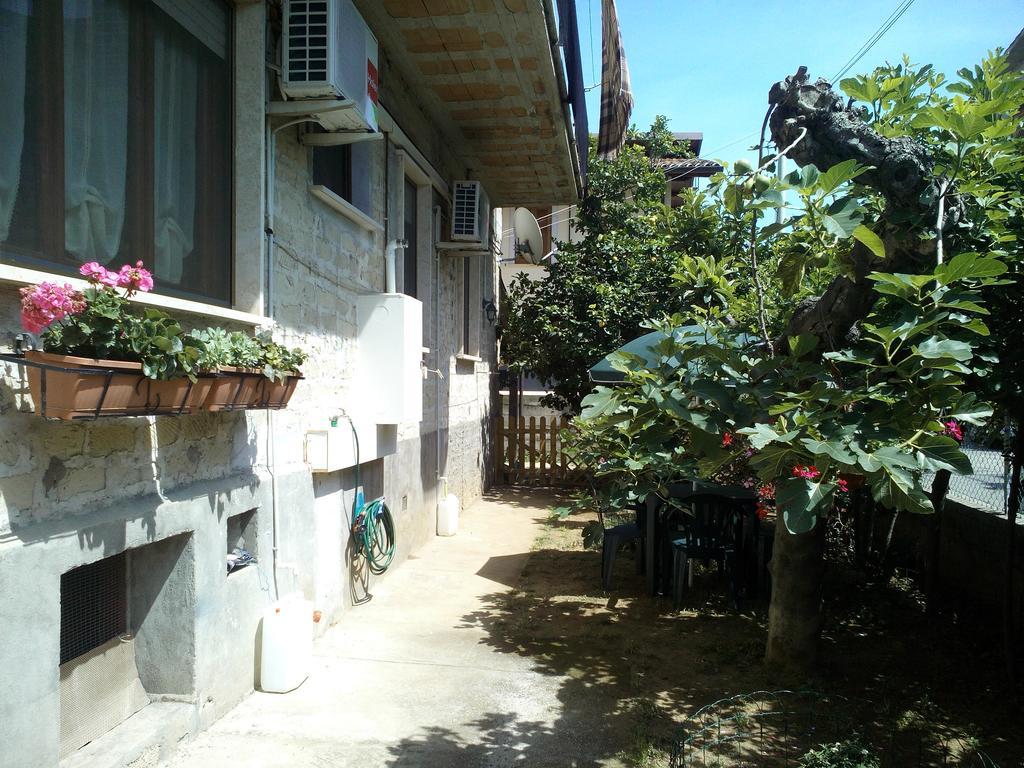 B&B A Casa Di Nonna Fondi Extérieur photo