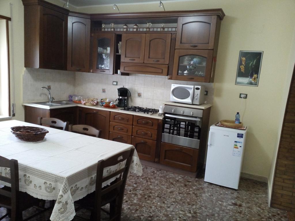 B&B A Casa Di Nonna Fondi Extérieur photo