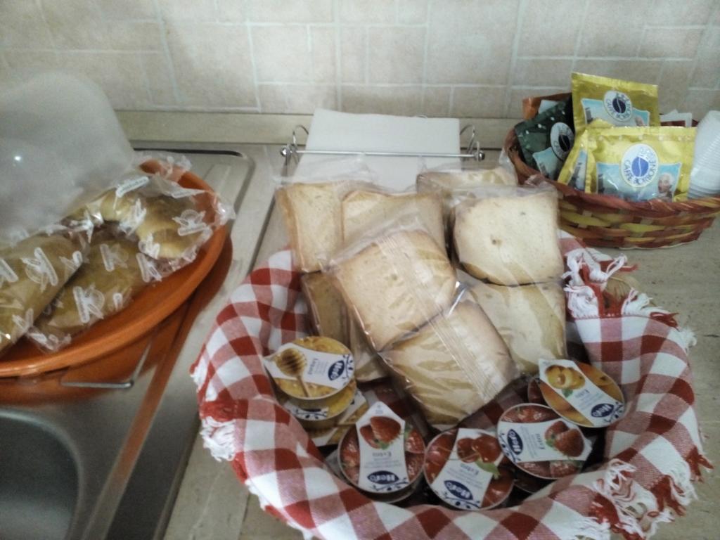 B&B A Casa Di Nonna Fondi Extérieur photo